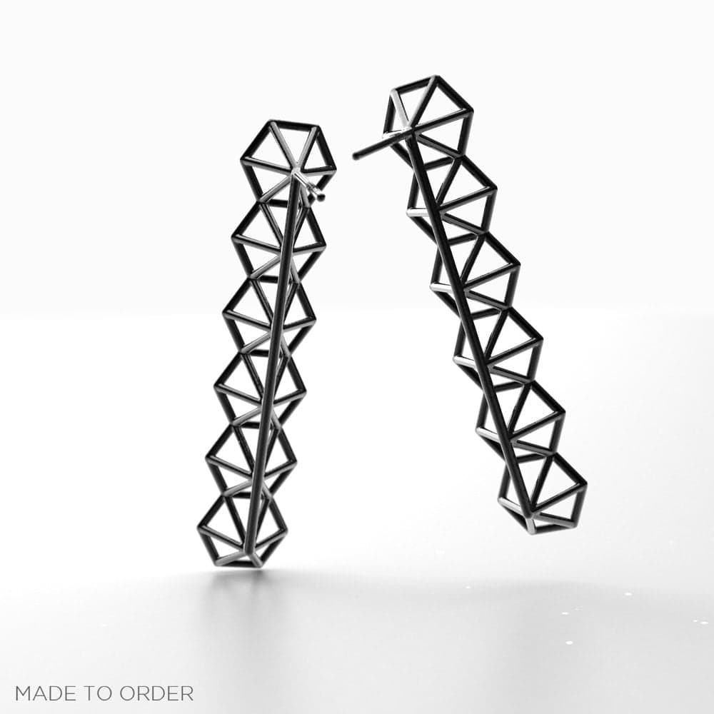 2 0 0 1 _ Black Earrings 06