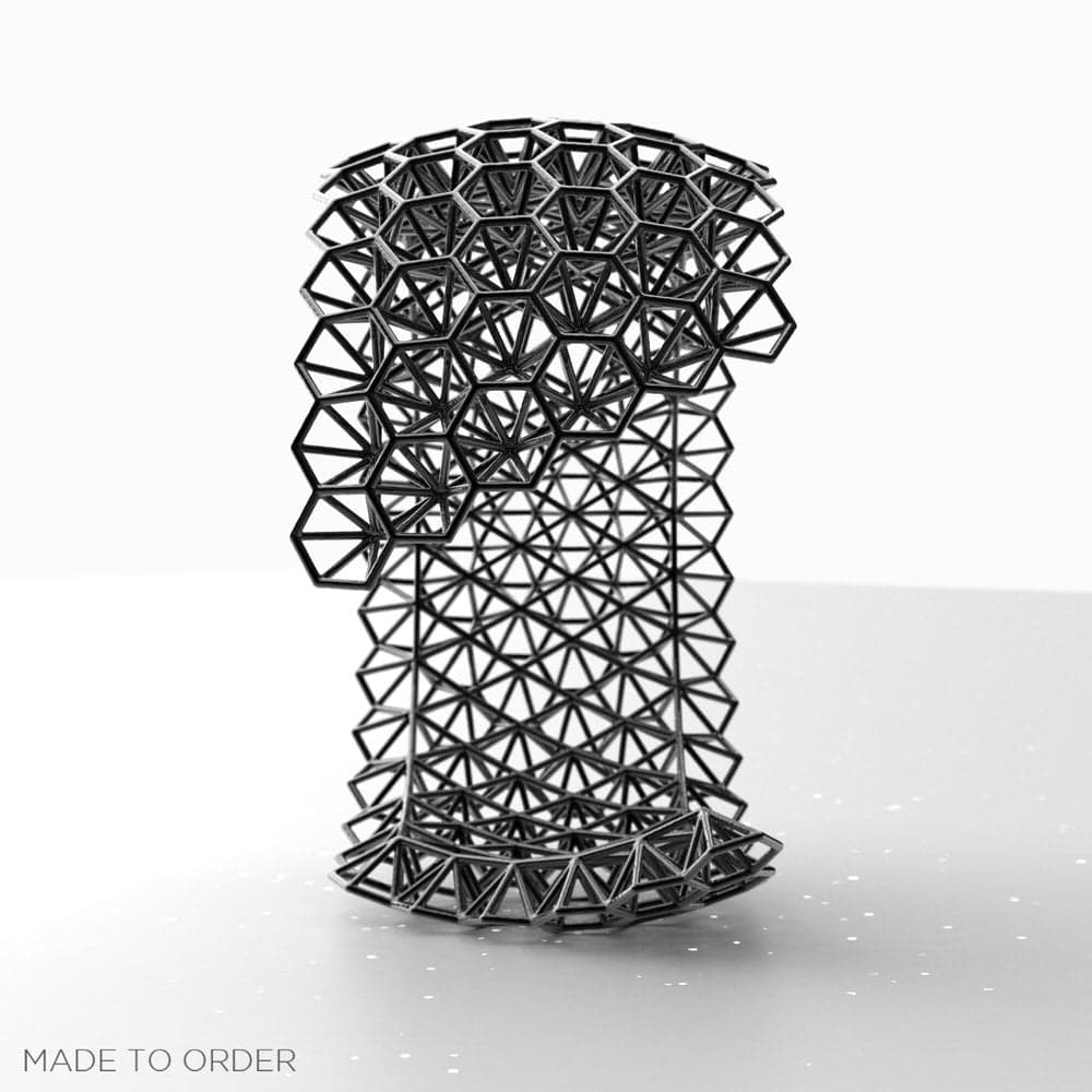 2 0 0 1 _ Black Open Cuff