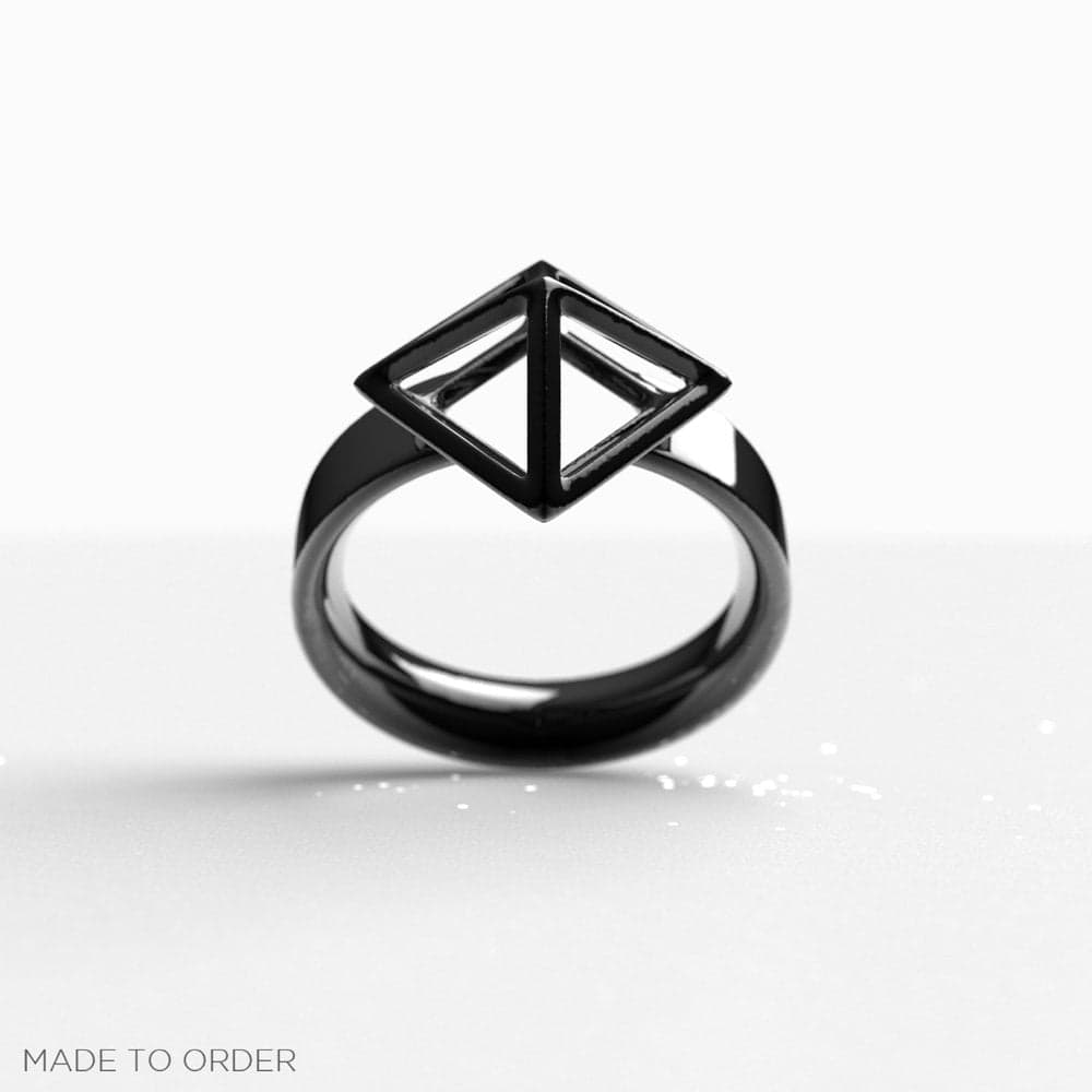 C_Punk _ Black Ring 01